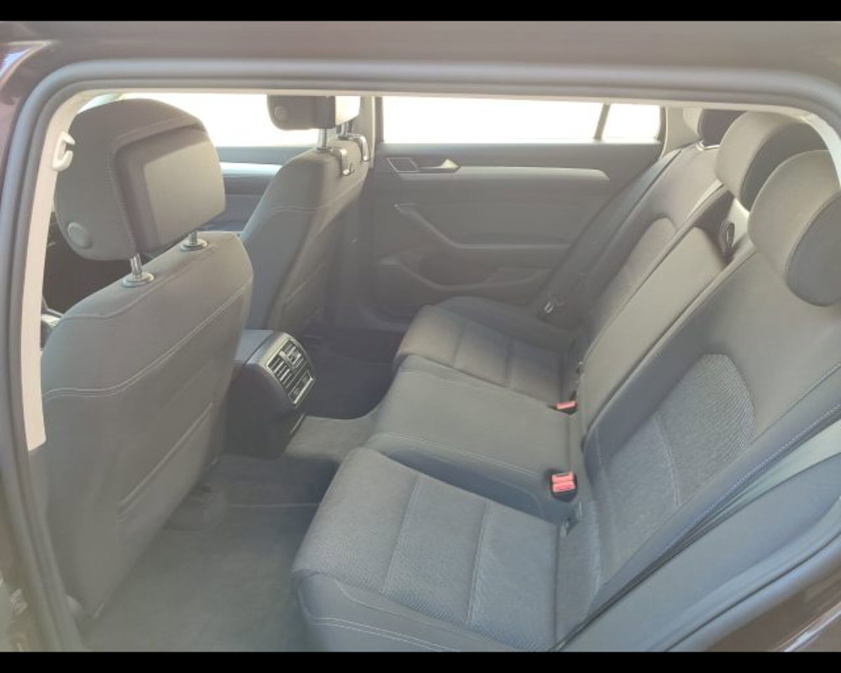 Volkswagen Passat Variant 1.6 TDI Trendline BlueMotion Technology (14)
