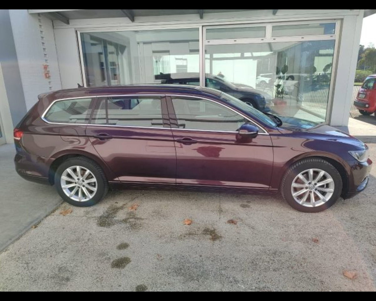 Volkswagen Passat Variant 1.6 TDI Trendline BlueMotion Technology (4)