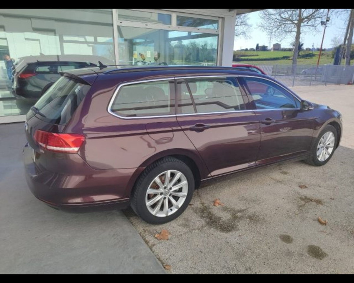 Volkswagen Passat Variant 1.6 TDI Trendline BlueMotion Technology (6)