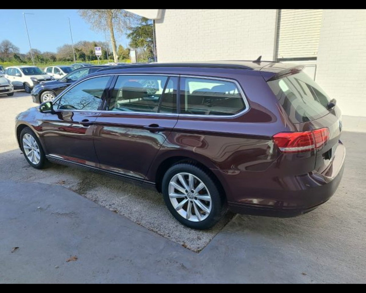Volkswagen Passat Variant 1.6 TDI Trendline BlueMotion Technology (7)