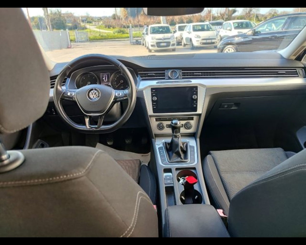 Volkswagen Passat Variant 1.6 TDI Trendline BlueMotion Technology (9)