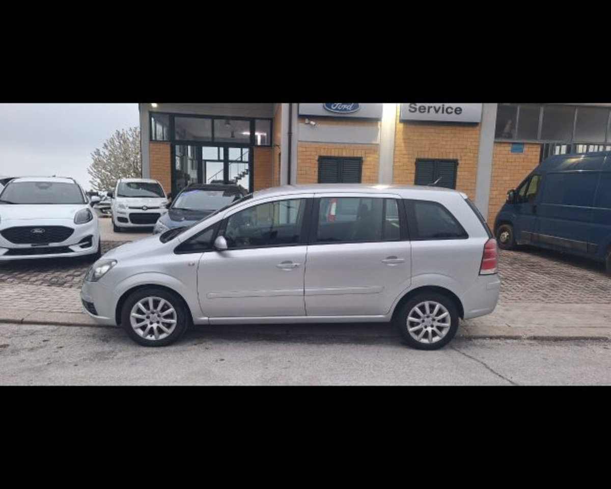 Opel Zafira 1.6 16V ecoM 94CV Enjoy (10)