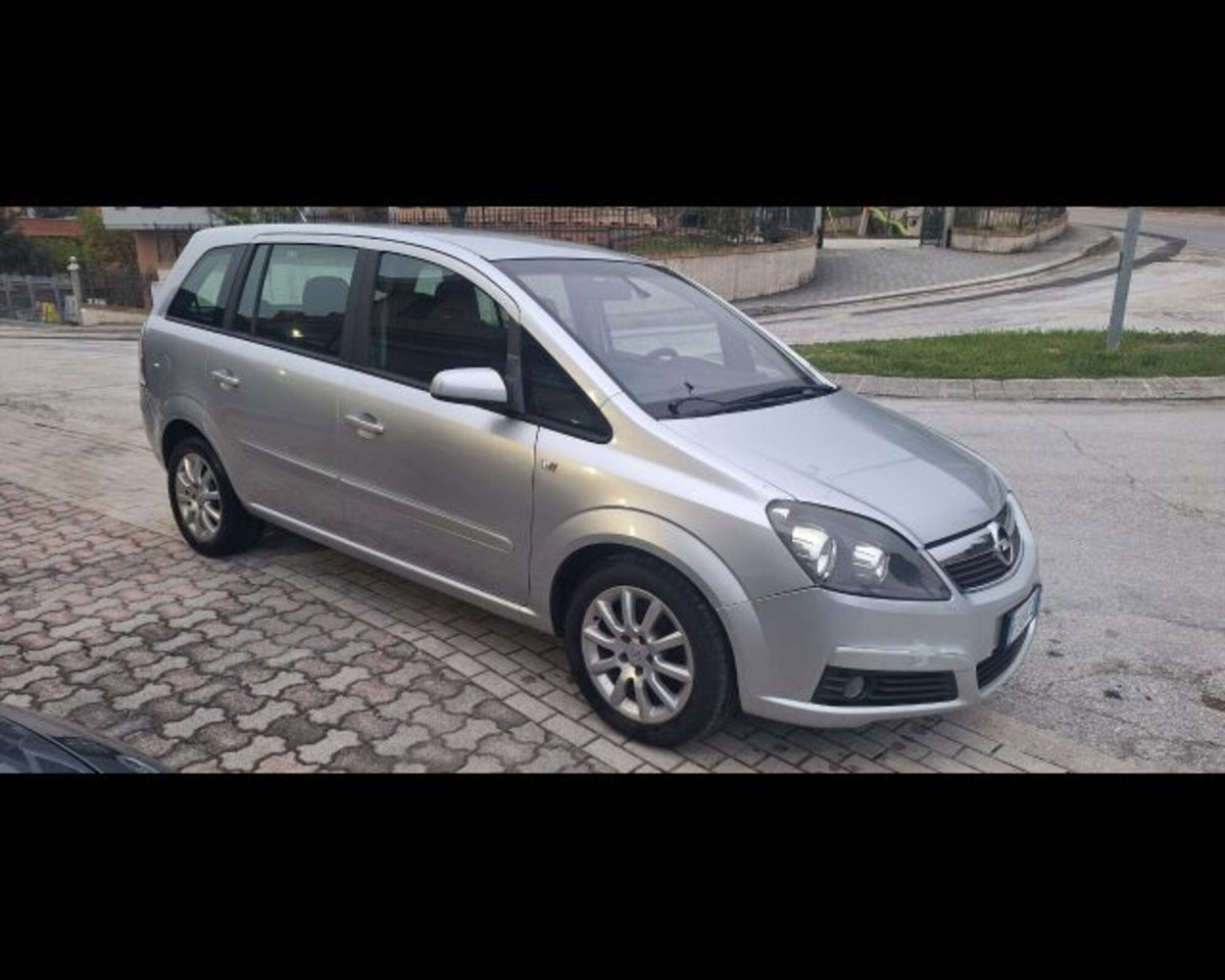 Opel Zafira 1.6 16V ecoM 94CV Enjoy (7)