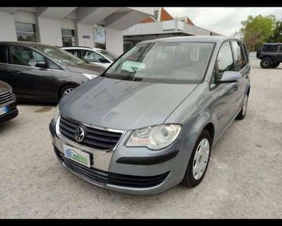 Volkswagen Touran Trendline Ecofuel usata