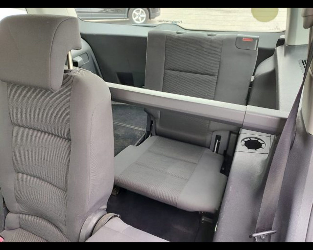 Volkswagen Touran Trendline Ecofuel (12)