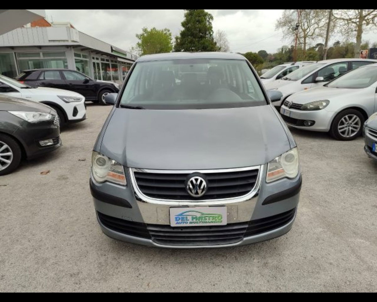 Volkswagen Touran Trendline Ecofuel (3)