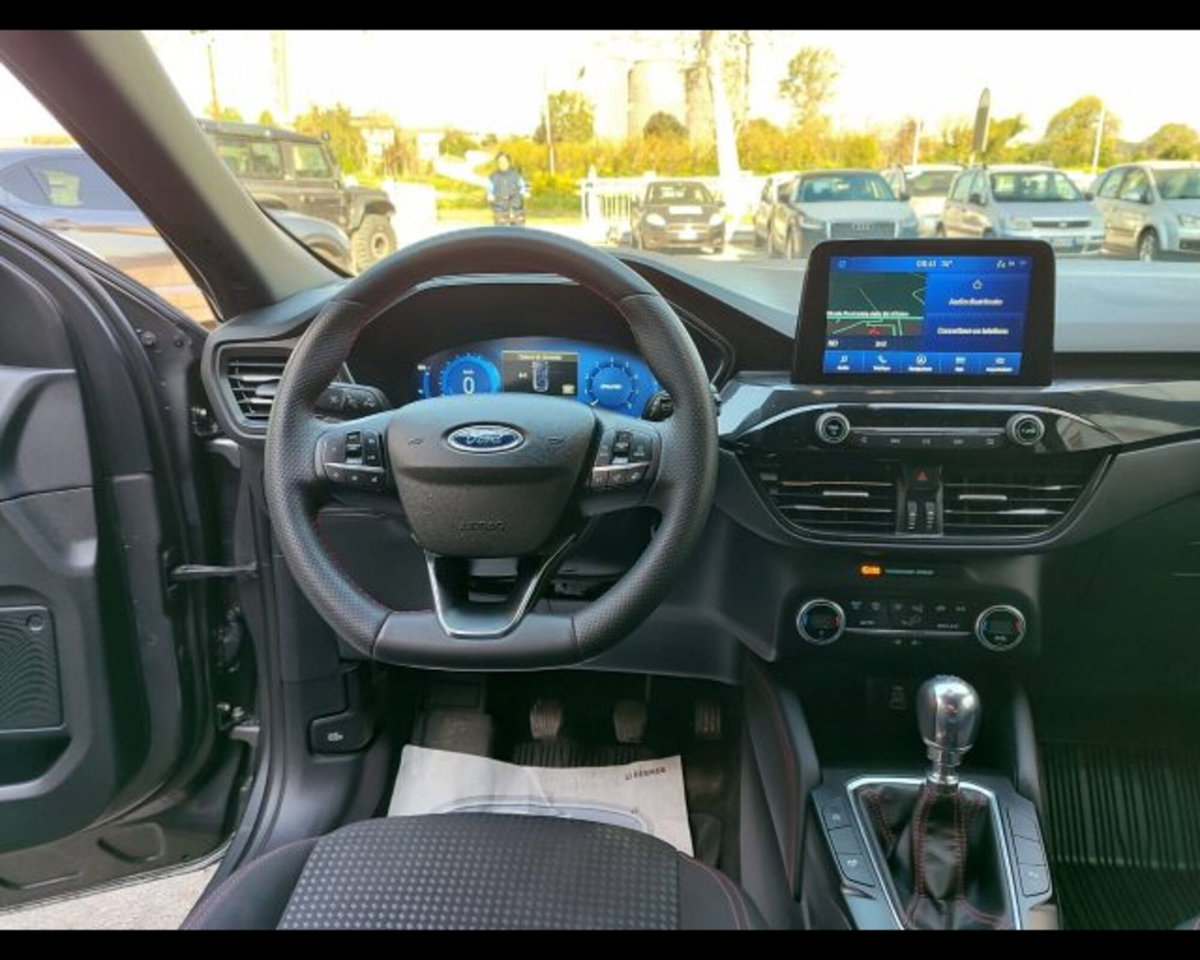 Ford Kuga 1.5 EcoBoost 150 CV 2WD ST-Line (11)
