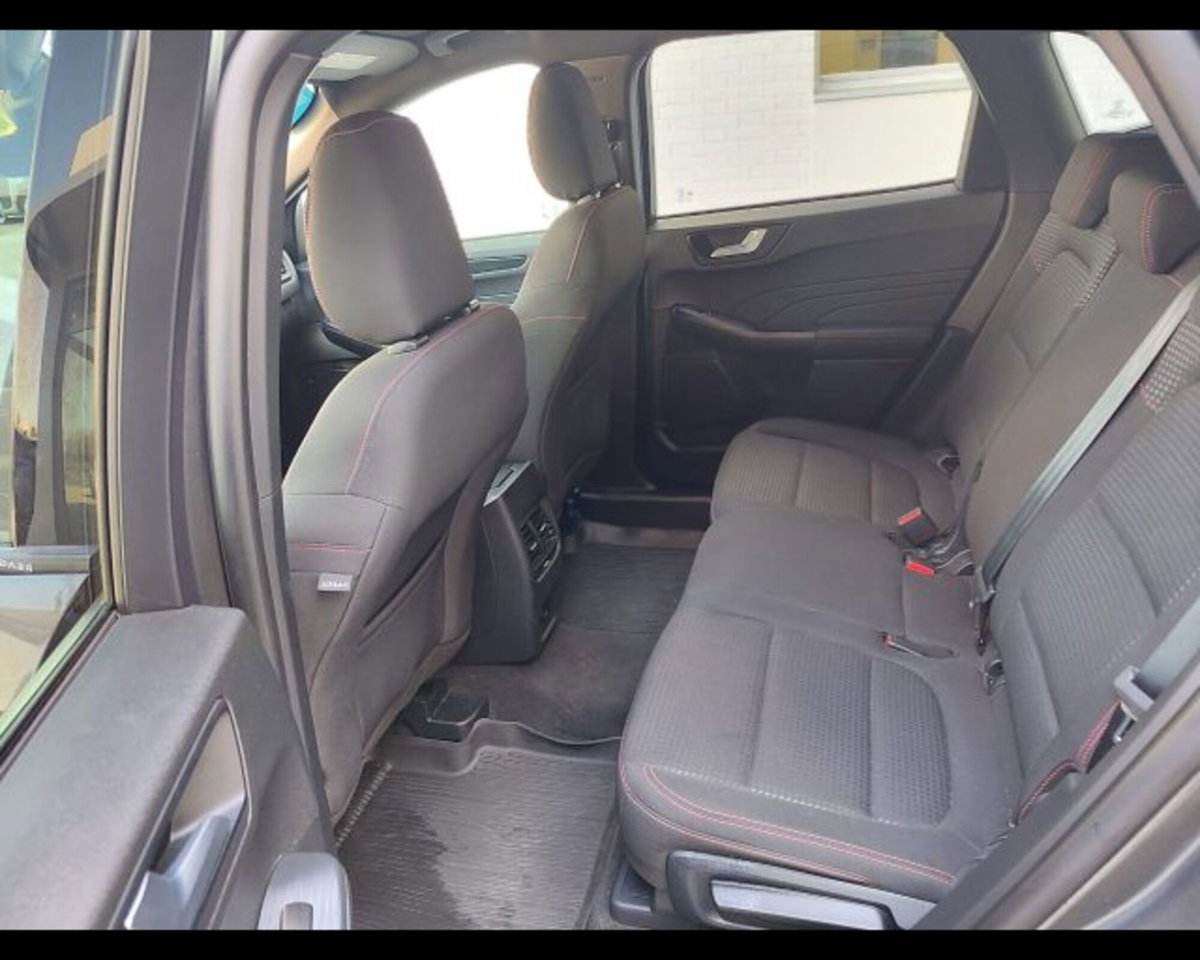 Ford Kuga 1.5 EcoBoost 150 CV 2WD ST-Line (15)