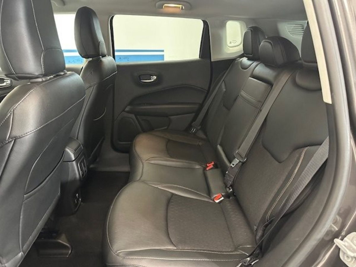 Jeep Compass 1.3 T4 190 CV PHEV AT6 4xe Longitude (11)