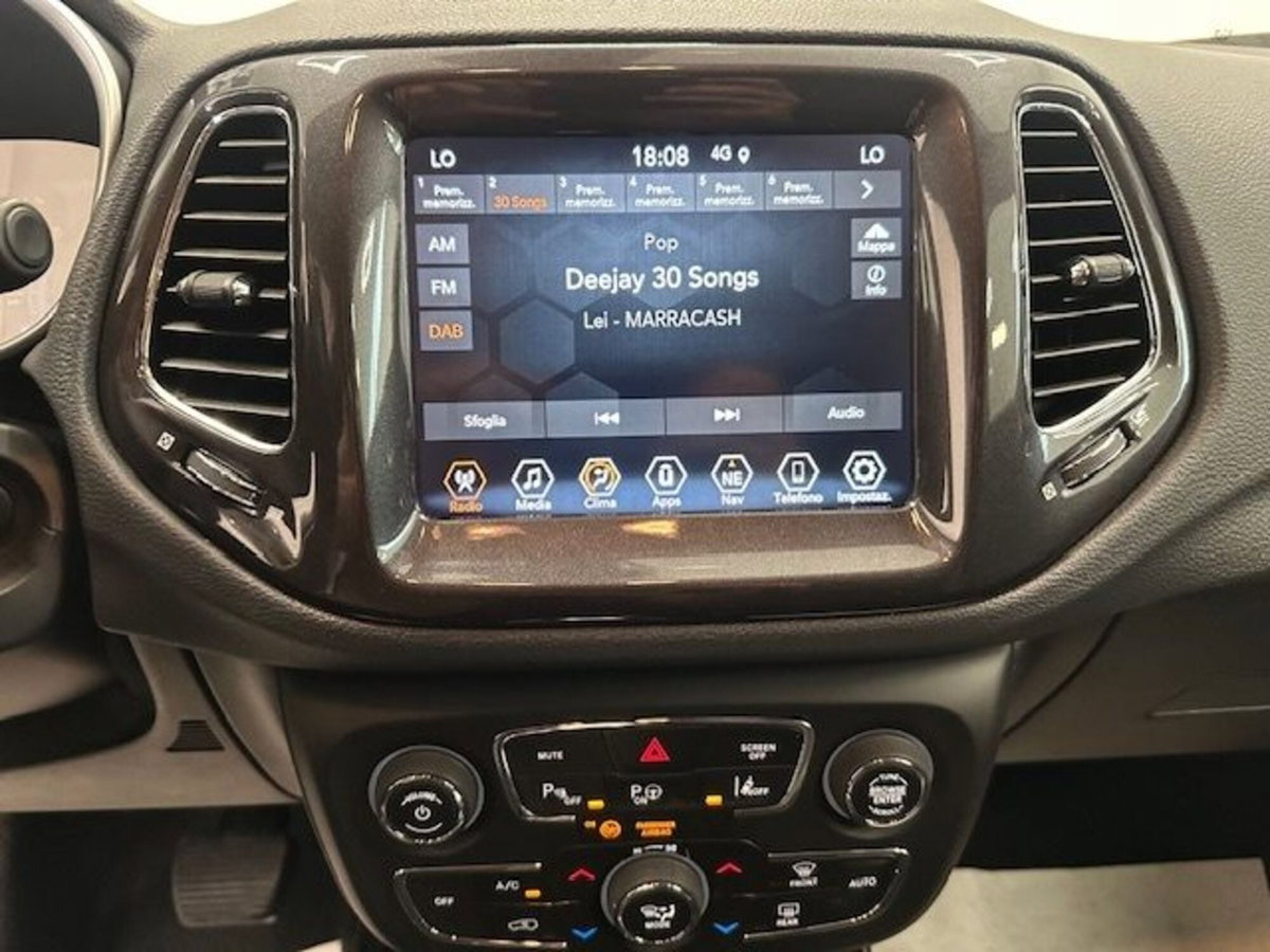 Jeep Compass 1.3 T4 190 CV PHEV AT6 4xe Longitude (14)