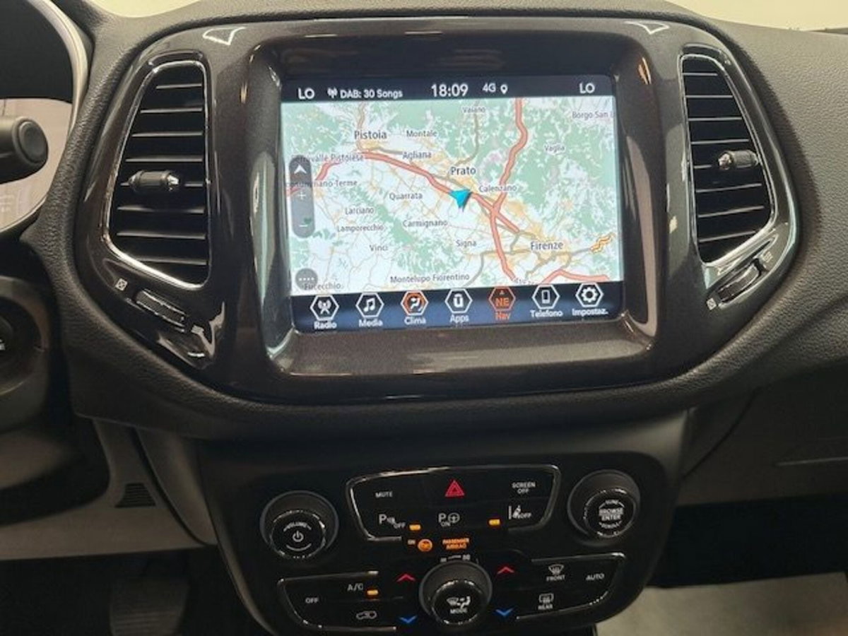 Jeep Compass 1.3 T4 190 CV PHEV AT6 4xe Longitude (16)