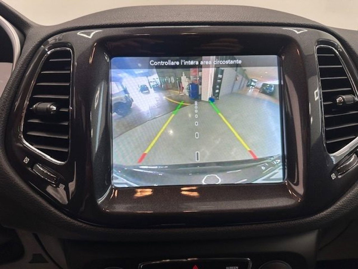Jeep Compass 1.3 T4 190 CV PHEV AT6 4xe Longitude (17)