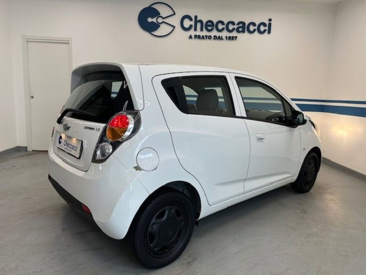 Chevrolet Spark 1.0 LS (6)