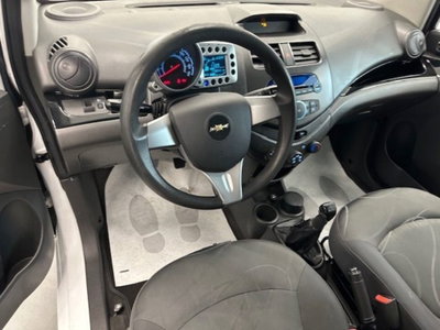 Chevrolet Spark 1.0 LS (7)