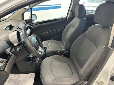 Chevrolet Spark 1.0 LS (8)