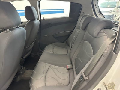 Chevrolet Spark 1.0 LS (9)