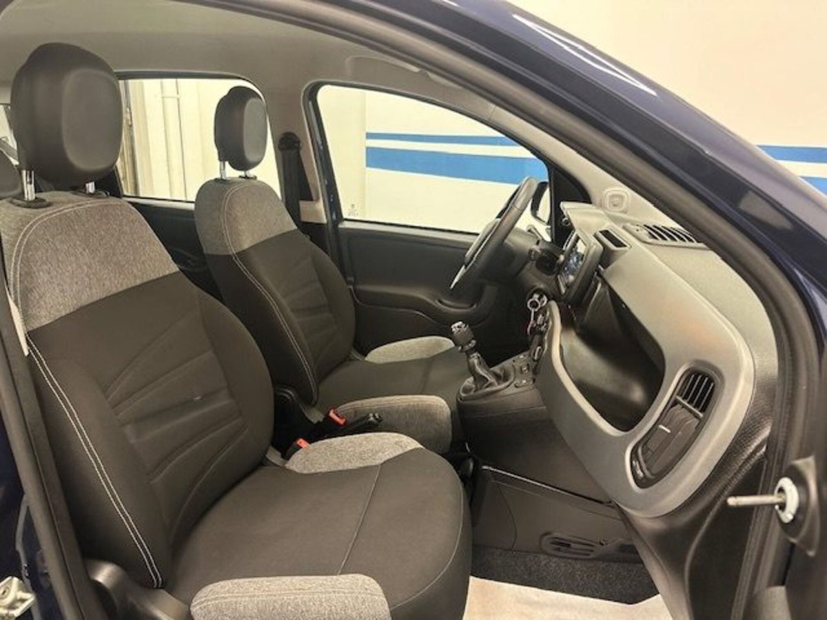 Fiat Panda 1.0 firefly hybrid s&s 70cv 5p.ti (12)