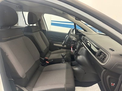 Citroen C3 BlueHDi 100 S&S Van Feel (8)