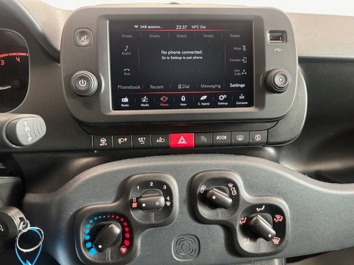 Fiat Panda Cross 1.0 firefly hybrid Cross s&s 70cv 5p.ti (10)
