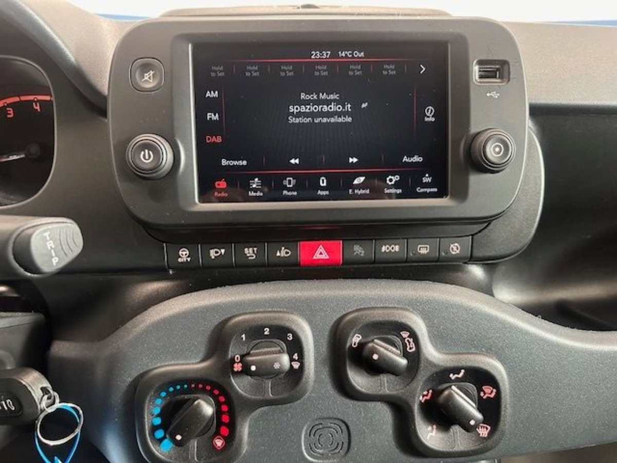 Fiat Panda Cross 1.0 firefly hybrid Cross s&s 70cv 5p.ti (9)