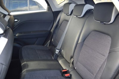 Renault Captur TCe 90 CV Techno (9)