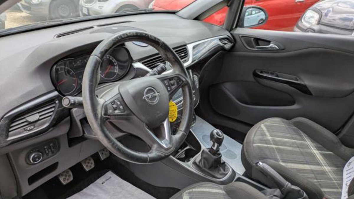 Opel Corsa 1.4 90CV GPL Tech 5 porte n-Joy (8)