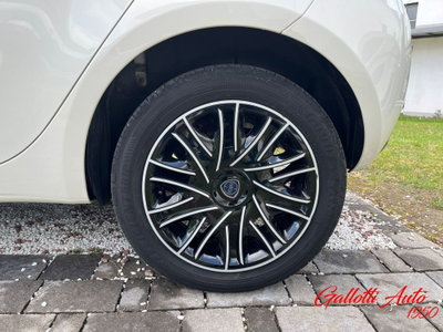 Lancia Ypsilon 1.0 FireFly 5 porte S&S Hybrid Gold Plus (19)