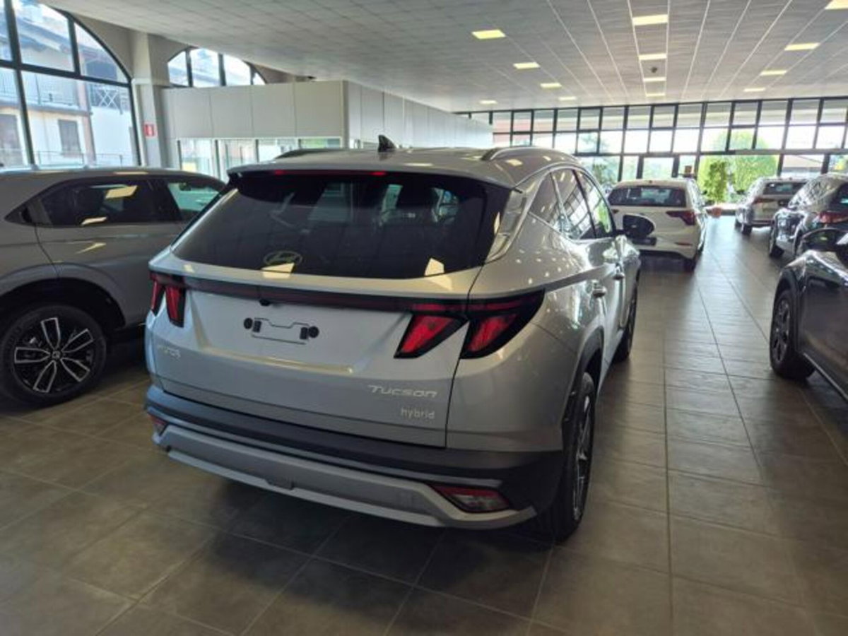 Hyundai Tucson 1.6 hev Business 4wd auto (8)
