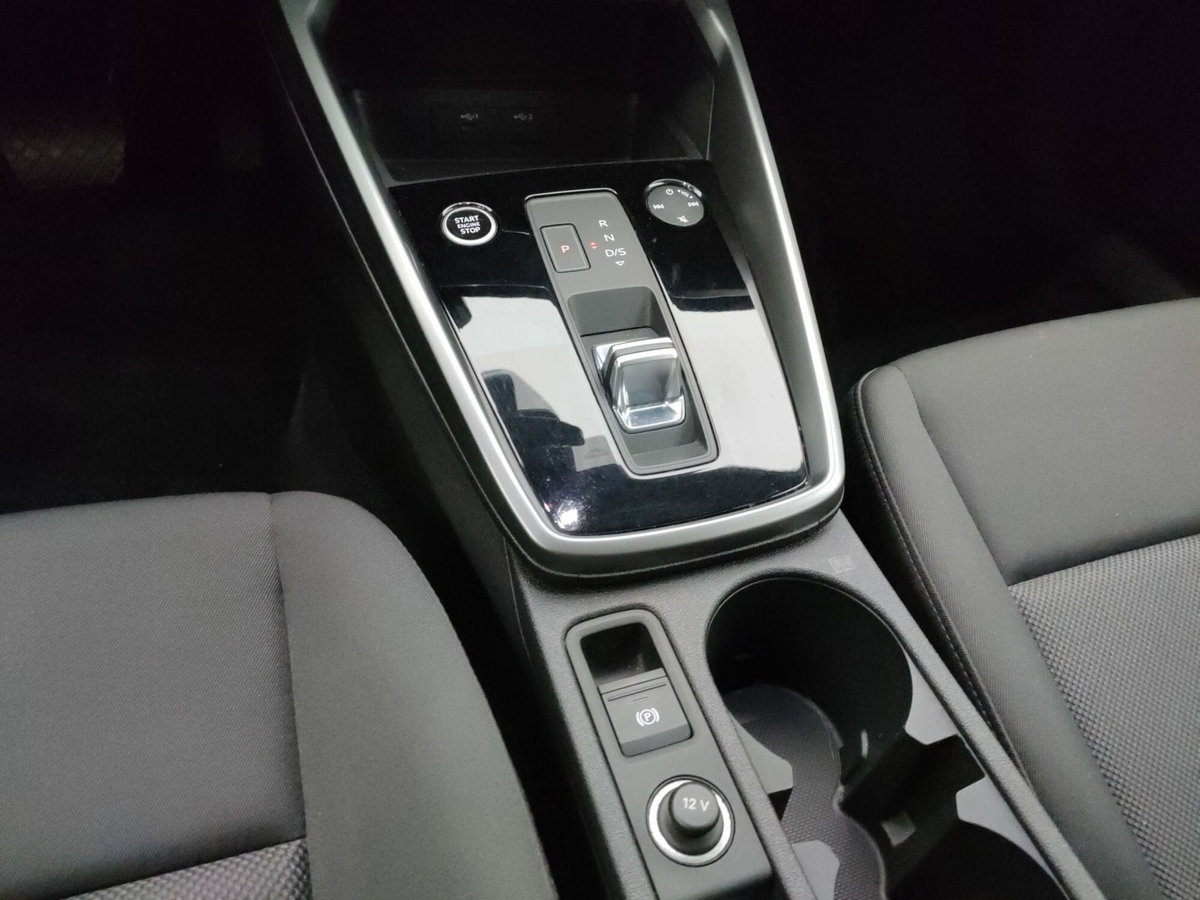Audi A3 Sportback 40 TDI quattro S tronic S line edition (13)