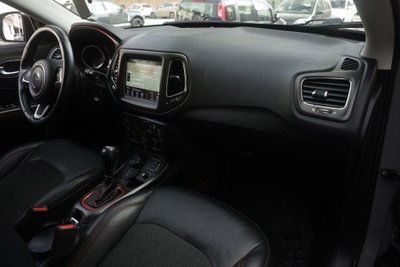 Jeep Compass 2.0 Multijet II 170 aut. 4WD Trailhawk (9)