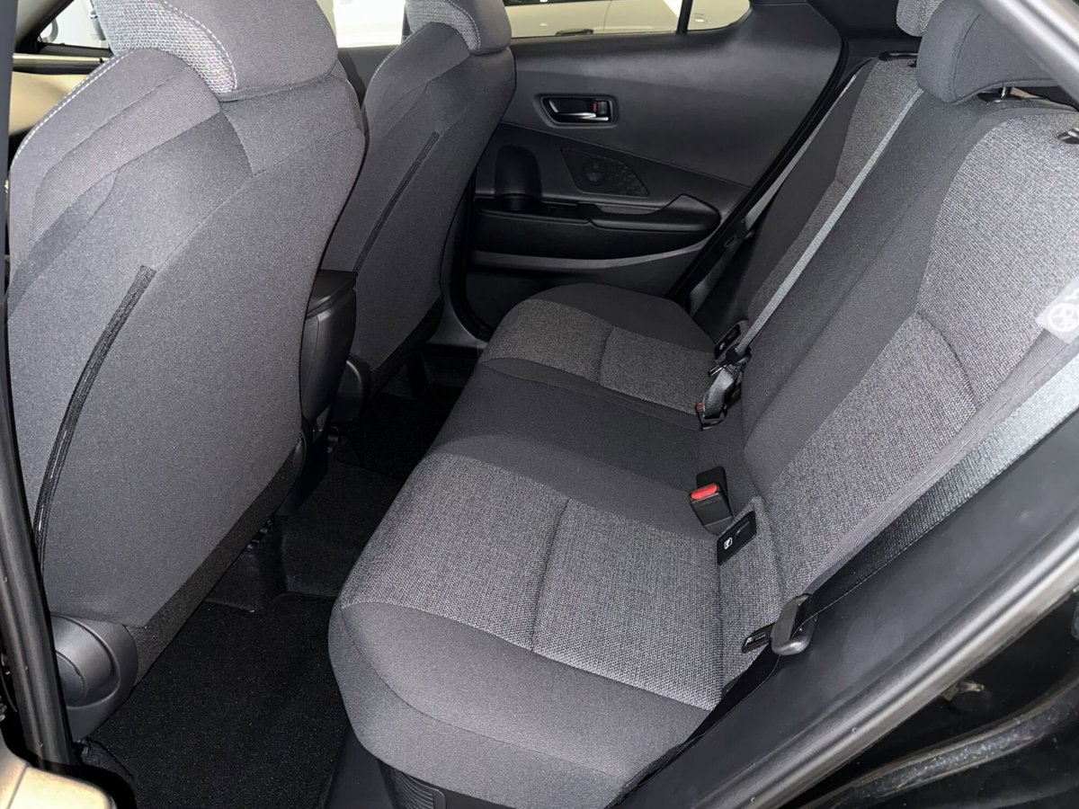 Toyota Toyota C-HR 1.8 hev Trend fwd e-cvt (9)