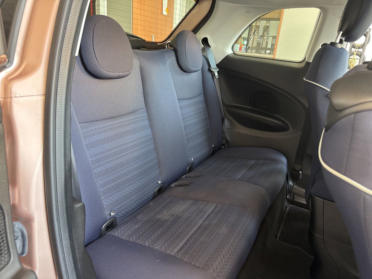 Fiat 500 Cabrio Passion Cabrio 42 kWh (11)