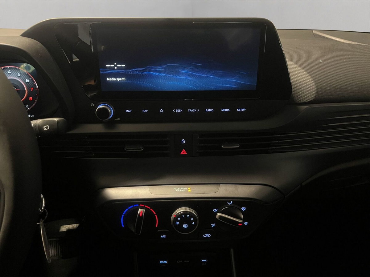 Hyundai i20 1.0 t-gdi Connectline 90cv dct (17)
