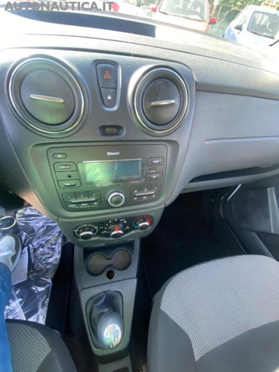 Dacia Lodgy 1.5 Blue dCi 8V 95CV 7 posti Comfort (12)