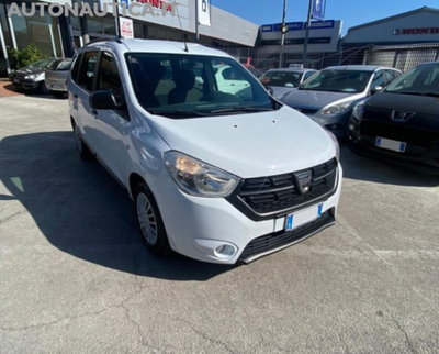 Dacia Lodgy 1.5 Blue dCi 8V 95CV 7 posti Comfort (6)