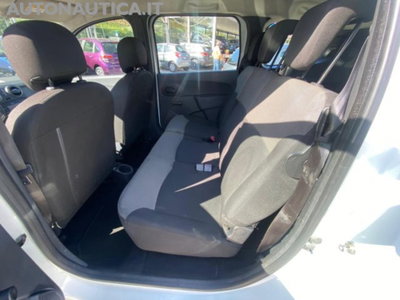 Dacia Lodgy 1.5 Blue dCi 8V 95CV 7 posti Comfort (9)