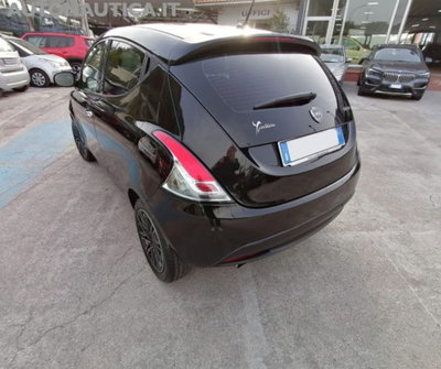 Lancia Ypsilon 1.0 FireFly 5 porte S&S Hybrid Ecochic Gold (3)