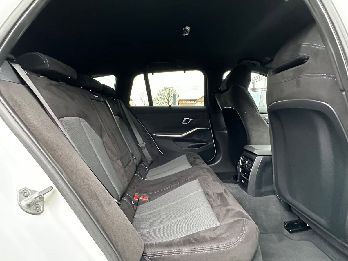 BMW Serie 3 Touring 320i  MSport auto (8)