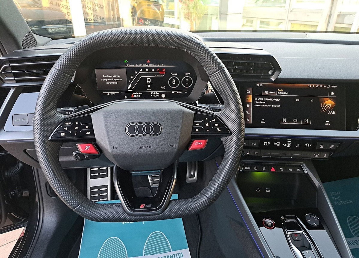 Audi RS 3 Sportback 3 TFSI quattro S tronic (11)
