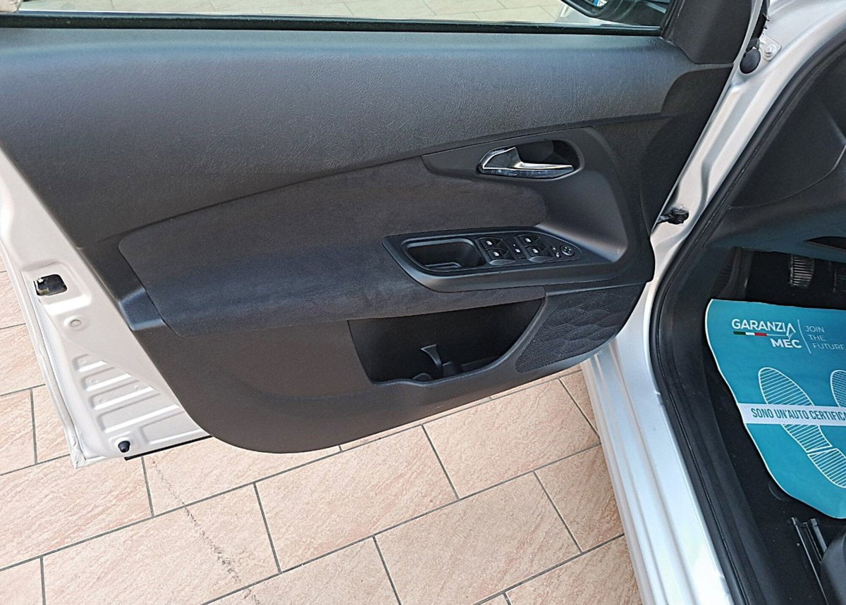 Fiat Tipo Station Wagon Tipo 1.6 Mjt S&S SW Lounge (17)