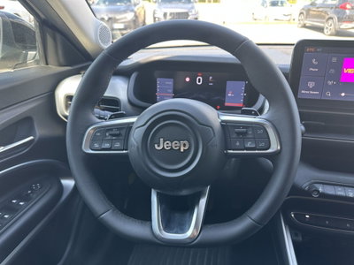 Jeep Avenger 1.2 turbo e-hybrid mhev Summit fwd 110cv edct6 (11)