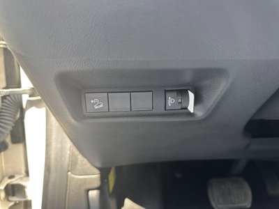 Jeep Avenger 1.2 turbo e-hybrid mhev Summit fwd 110cv edct6 (20)