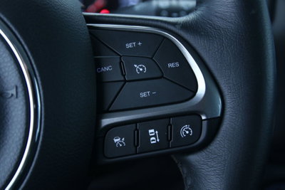 Jeep Renegade 1.6 Mjt 120 CV Limited (20)