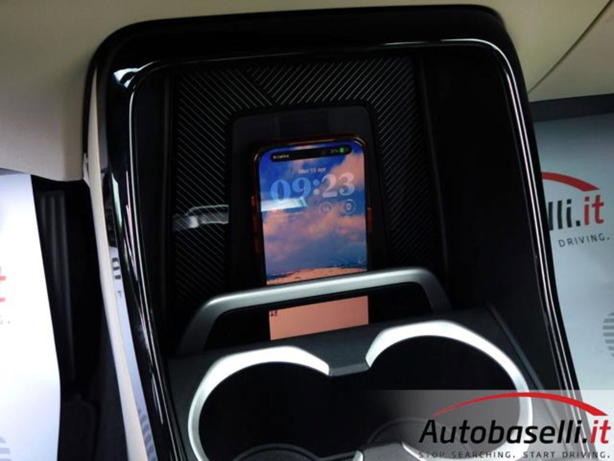 BMW X1 sDrive 18d xLine (13)