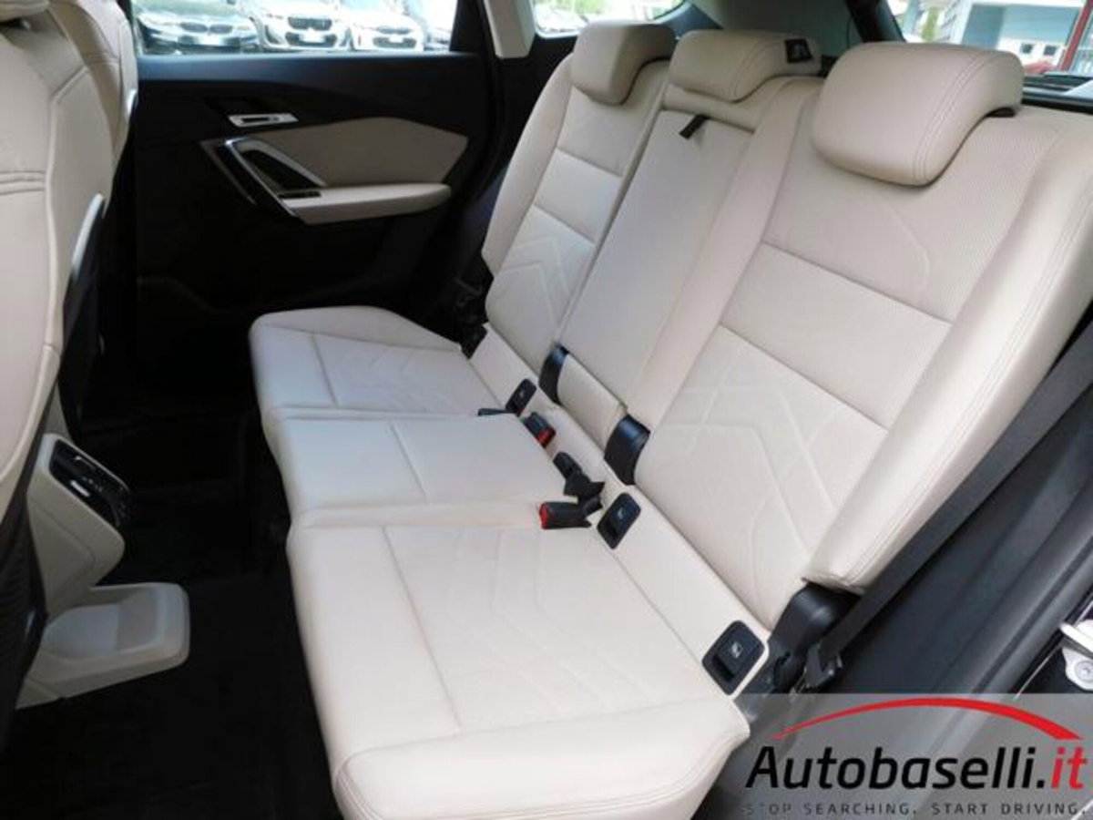 BMW X1 sDrive 18d xLine (3)