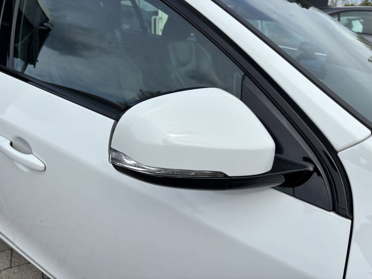 Volvo V60 D2 Dynamic Edition (14)