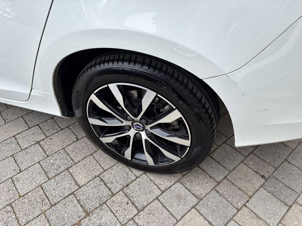 Volvo V60 D2 Dynamic Edition (7)