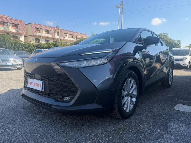 Toyota Toyota C-HR 1.8 hev Active fwd e-cvt