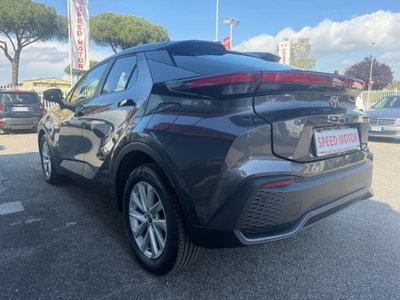 Toyota Toyota C-HR 1.8 hev Active fwd e-cvt (5)