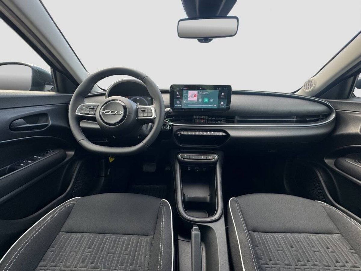 Fiat 600 1.2 hybrid 110cv auto (12)